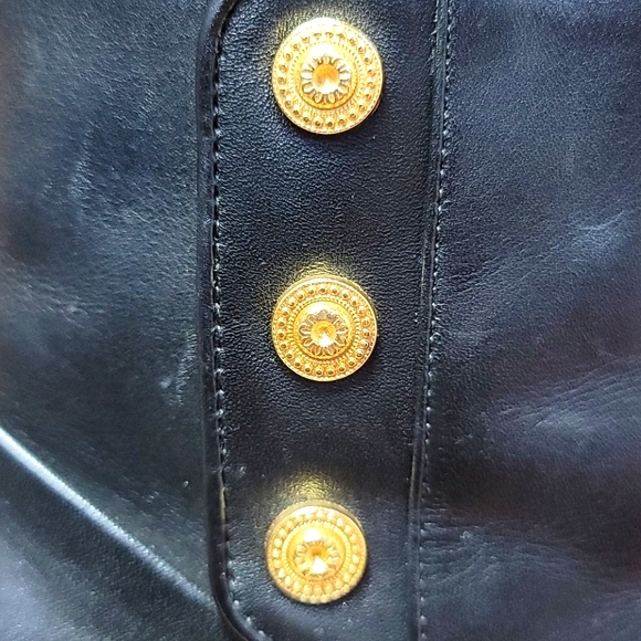 Nine WEST Gold Buttons Black leather Ankle Boots - Picture 4 of 10